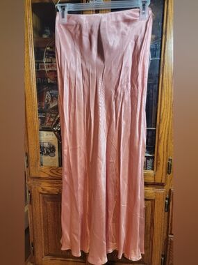 H&M  Maxi Skirt Pink Size XS 100% Viscose